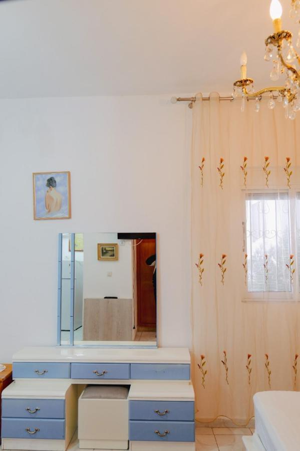 Ferienwohnung Seferi'S Apartament Sarandë Exterior foto