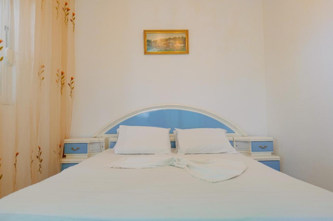 Ferienwohnung Seferi'S Apartament Sarandë Exterior foto