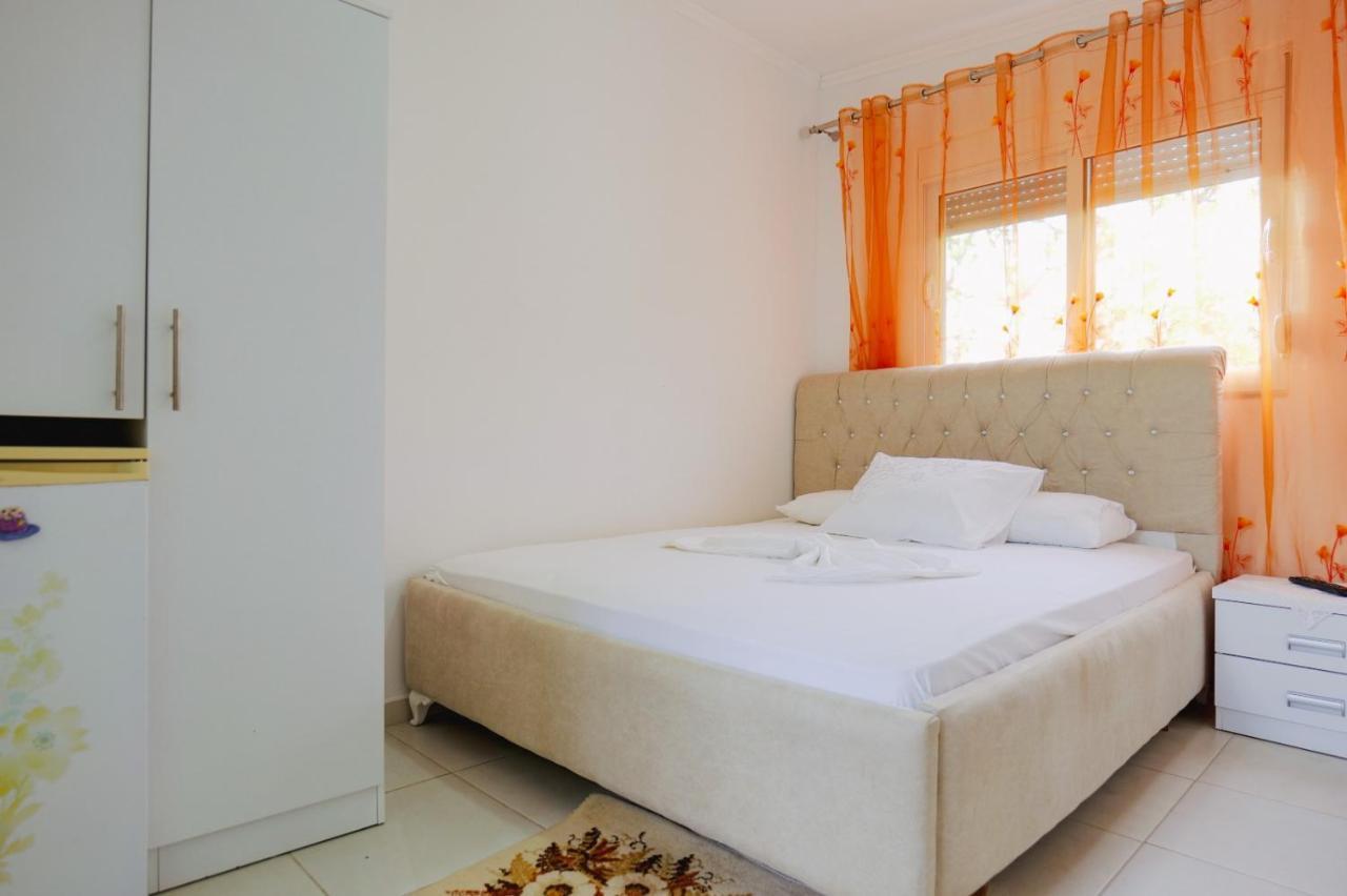 Ferienwohnung Seferi'S Apartament Sarandë Exterior foto